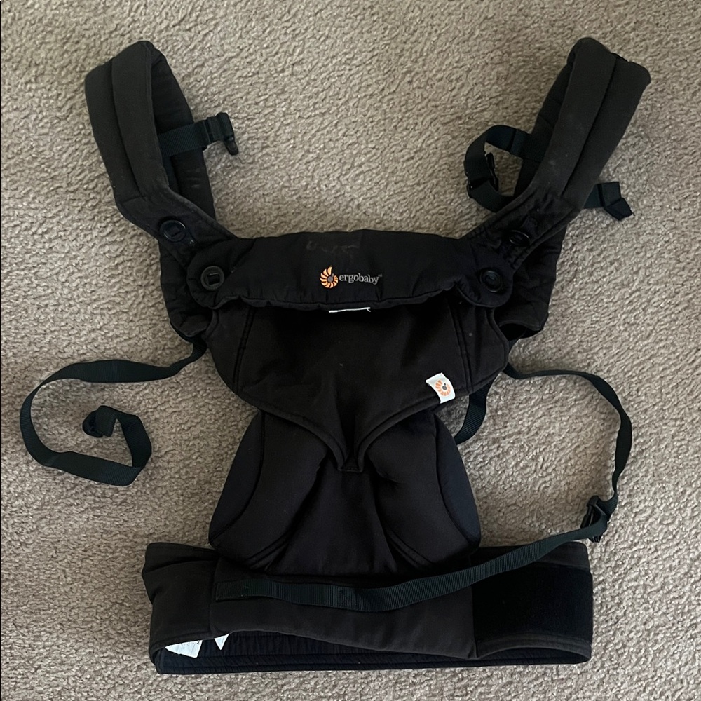 Ergobaby 360 Baby Toddler Carrier in Black